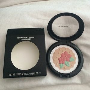 Mac blush/highlight/bronzer limited addition