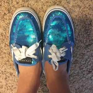 Blue sequin boat shoes☺️