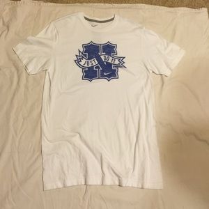 Nike T Shirt