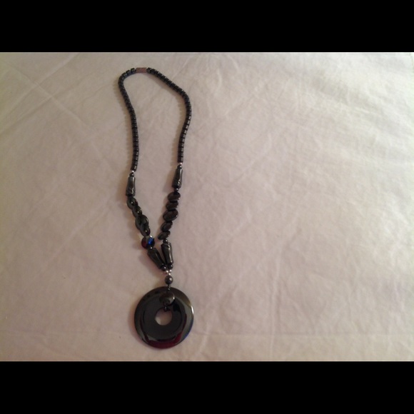 Necklace - Picture 3 of 4