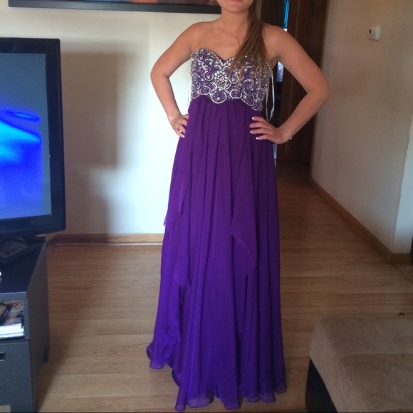 Sherri Hill prom dress
