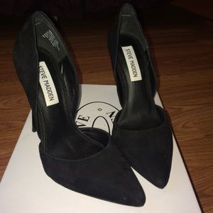 Varcityy Steve Madden pumps
