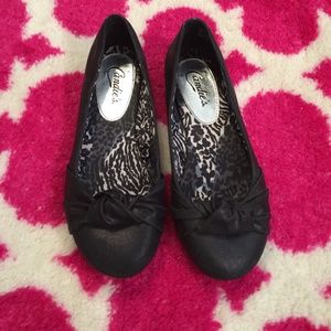 Candie's Black Bow Flats