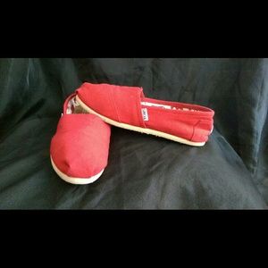 ❤TOMS 7.5❤