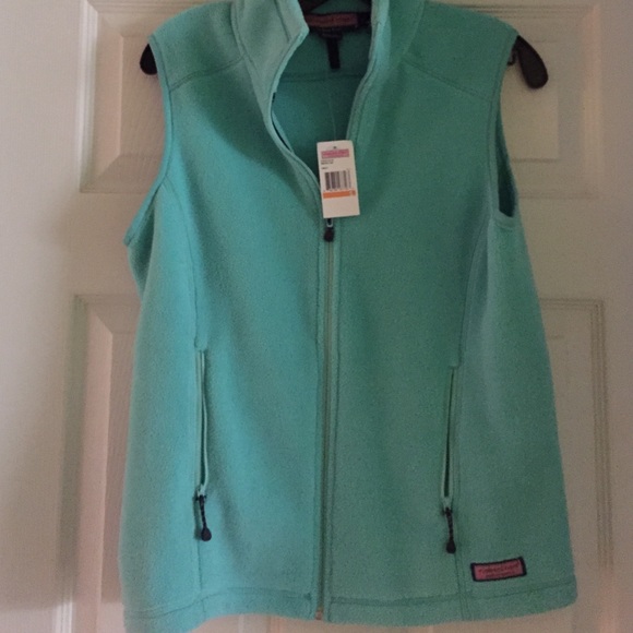 Vineyard vines vest