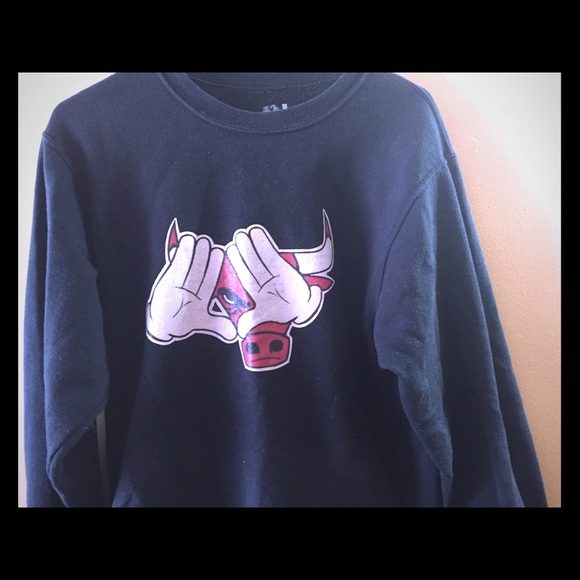 Chicago Bulls crew neck
