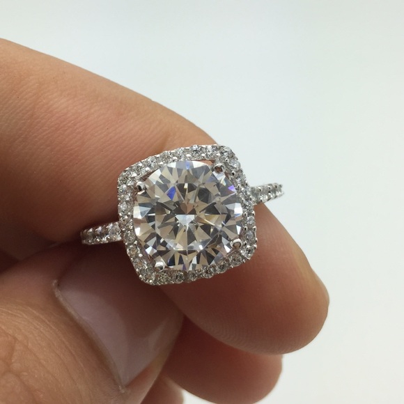 Sterling Silver Round Cut CZ Engagement Ring
