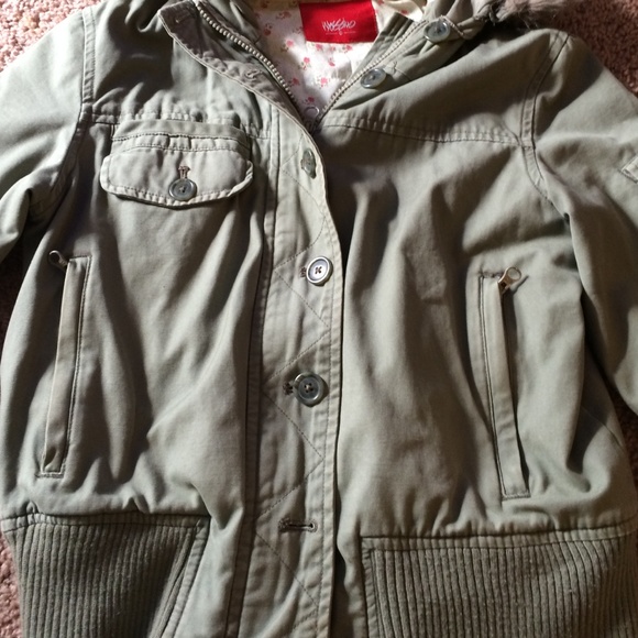 Jacket - Picture 2 of 3