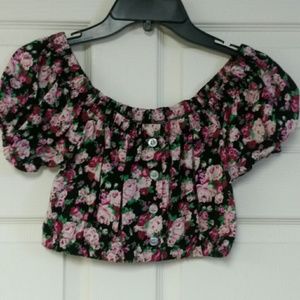 NWOT Urban Outfitters crop top