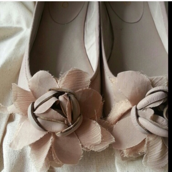 Aldo Blush flats brand new - Picture 2 of 4