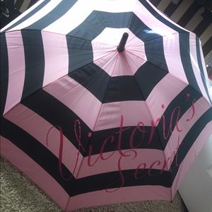 💕 VICTORIA SECRET UMBRELLA NWT 💕