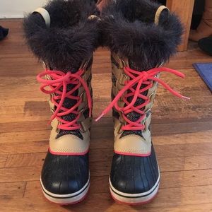 Sorel boots !
