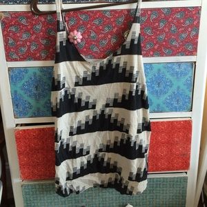 urban outfitters graphic tank