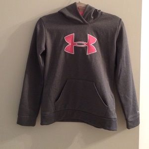 Under Armour sweat shirt with hood