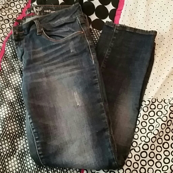 "Flirty" Refuge Skinny Jeans.