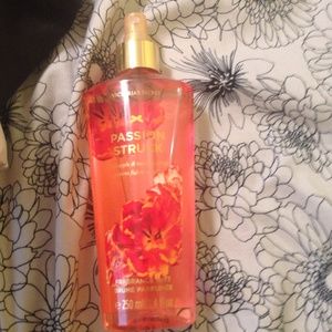 Victoria's Secret passion struck