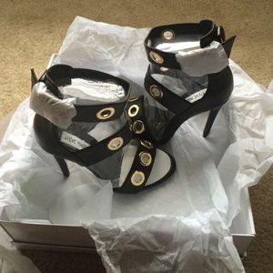 New...Steve Madden Strappy Sandals still in box!
