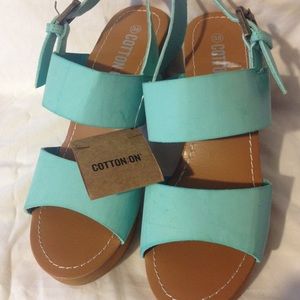 Cotton on mint heals