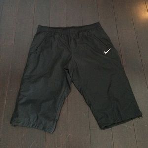 Nike wind breaker athletic Capri