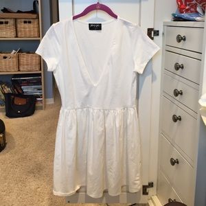 Nasty gal deep v white shirt dress
