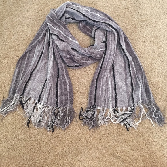 Grey stipe scarf