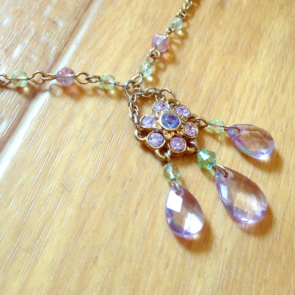Purple flower necklace