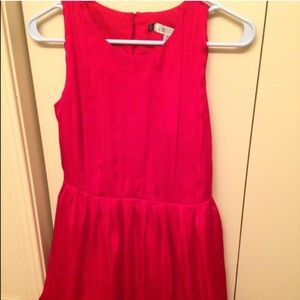 JLO Red Dress and blue cobalt dress