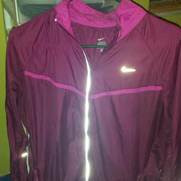 NIKE windbreaker