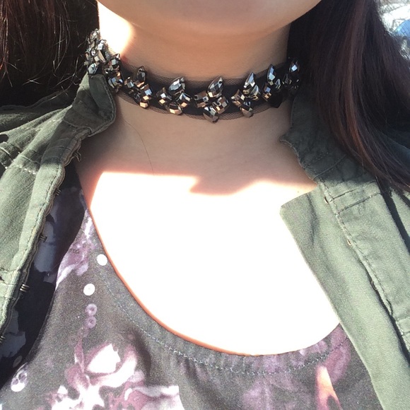 Topshop chocker