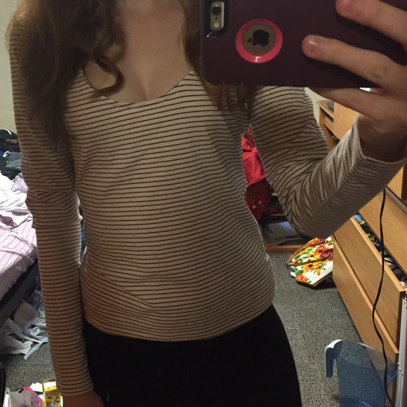 Victoria's Secret criss cross back long sleeve - Picture 4 of 4