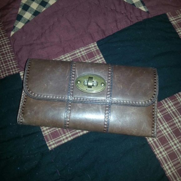 Fossil wallet