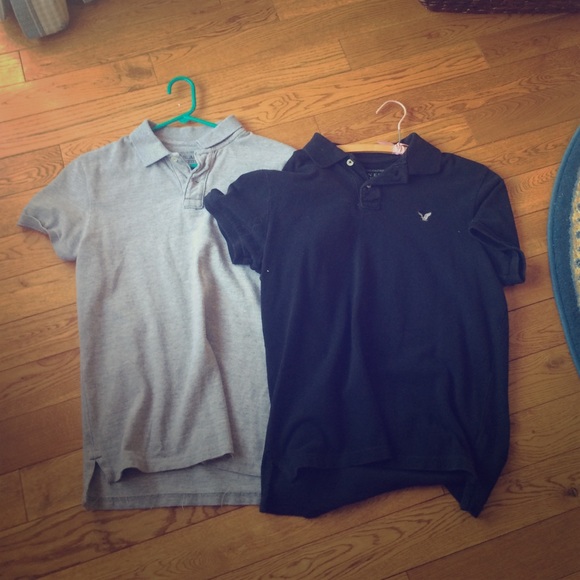 🚫SOLD🚫Two american eagle men's polos