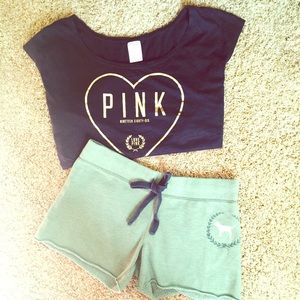 💗VS GREEN SHORTS 💗