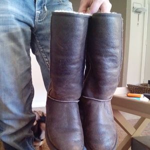 Chocolate bomber uggs