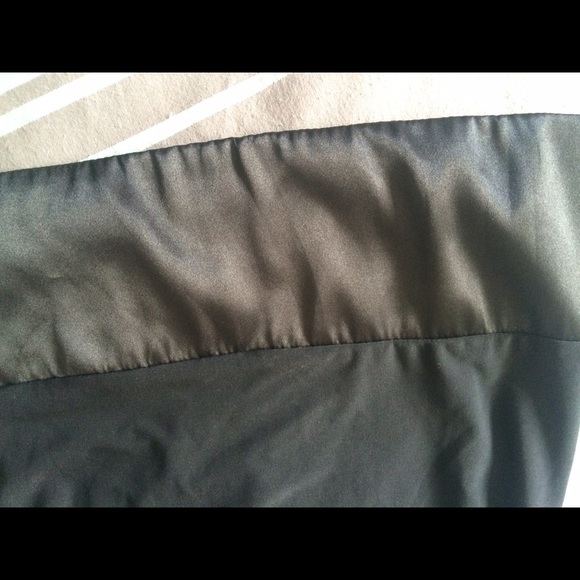 SALE! NWT Black Dress, Gathered Waist, Satin Trim - Picture 4 of 4