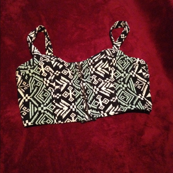 Urban Outfitters top - Picture 1 of 2