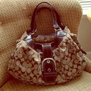 Coach hobo bag