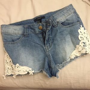 Forever21 lace detail shorts