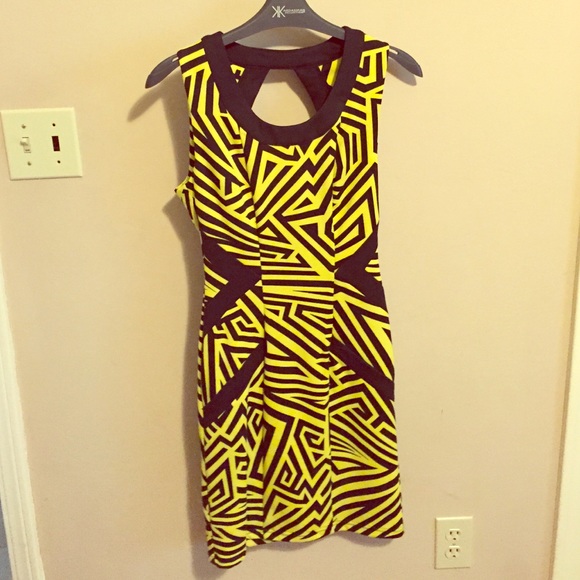 Kardashian Kollection Geo Print Dress 💃
