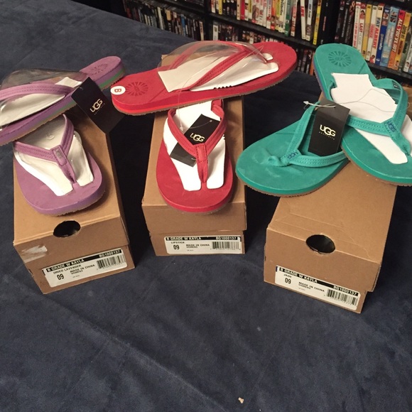 Authentic UGG Kayla Flip Flops