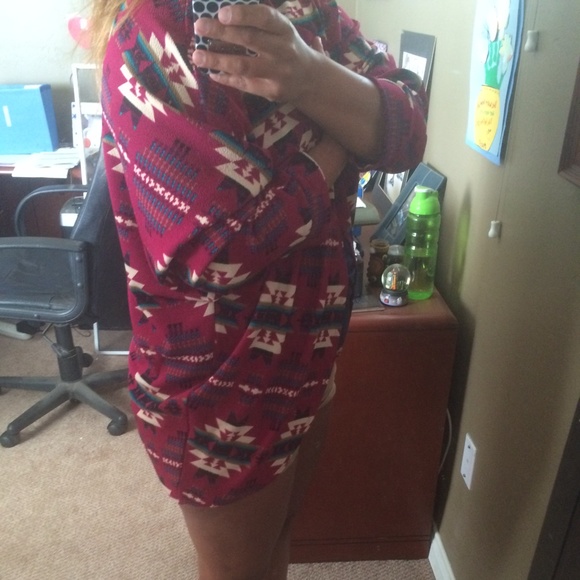 Cardigan - Picture 2 of 4