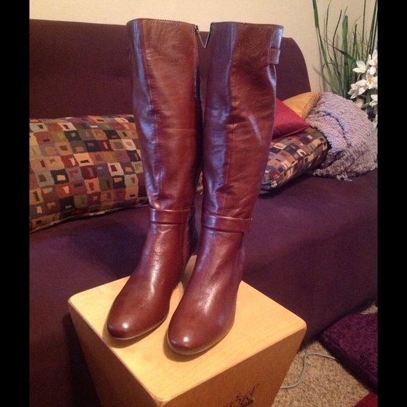 New Bandolino 'Ajem' Sliver Wedge Leather Boots 9M