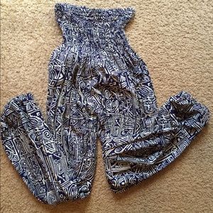 Navy and white patterned Harlem pants.