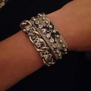 Snake print bracelet