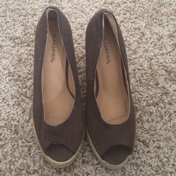 Platform open toe sandals