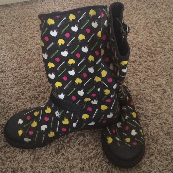 Rain boots/boots