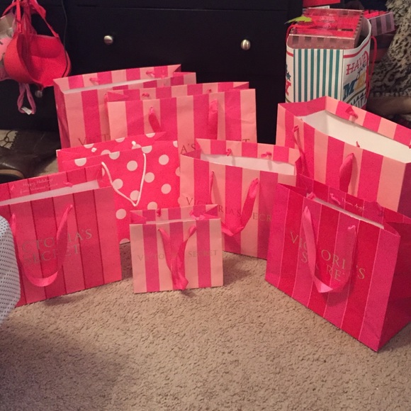 Lot of 8 Victoria's Secret Bags