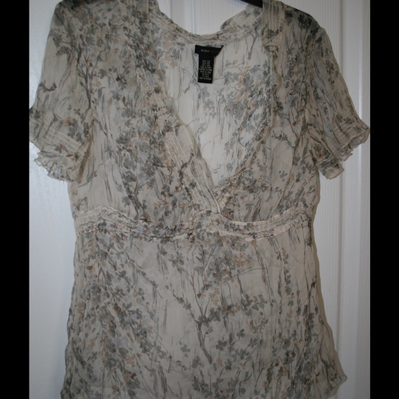 Sheer top - Picture 2 of 3