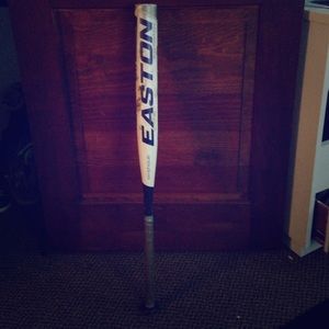 Fast pitch softball bat