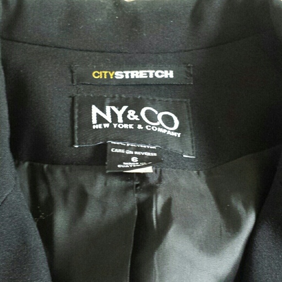 🚫SOLD❌♥Black Blazer♥ - Picture 4 of 4